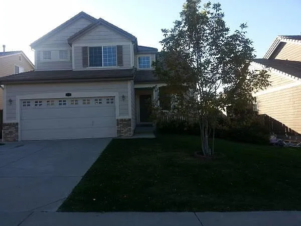 Photo 1 of 10 - 4775 S Killarney Ct - Aurora, CO Primary Photo - 4775 S Killarney Ct