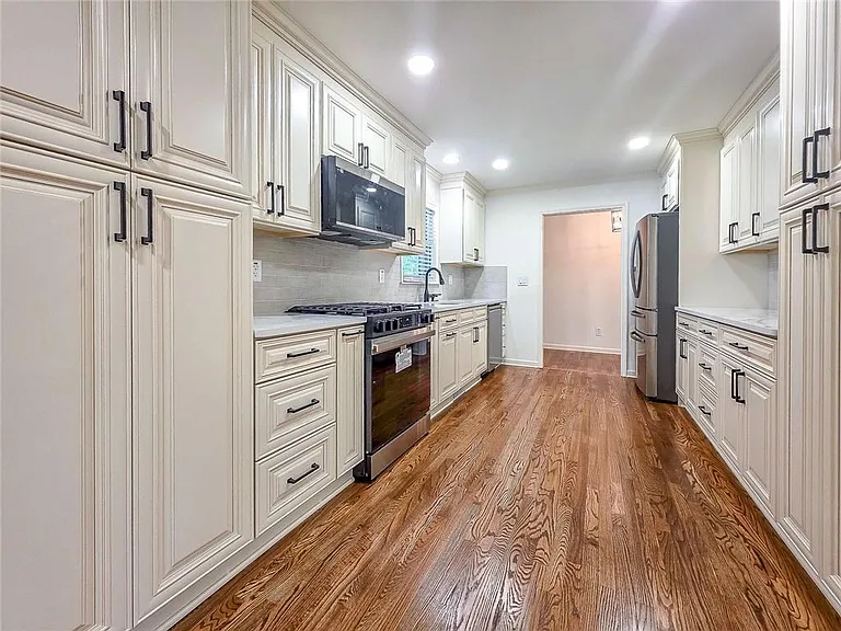 771 Mockingbird Ln — Photo 13