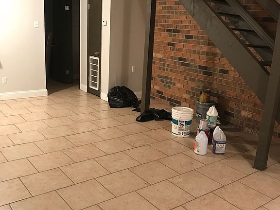 3rd image of 3251 Kabel Dr #3251