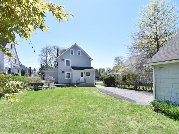 14 Alpine Road, New Rochelle, NY 10804