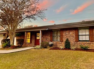 1005 Stemwood Dr, Picayune, MS 39466