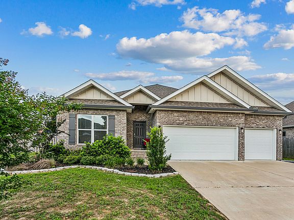 3rd image of 1129 Shoal River Dr