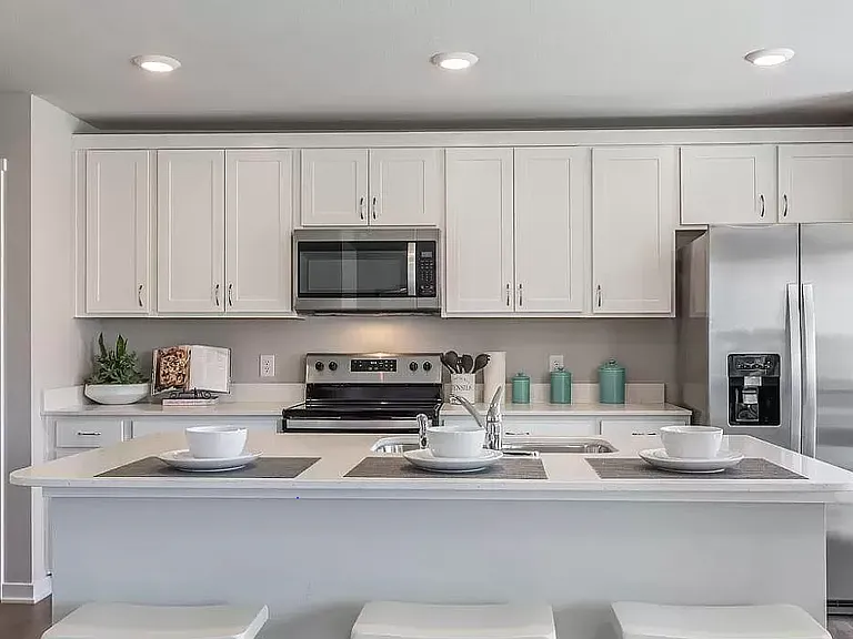 7406 S 204th Ave — Photo 1