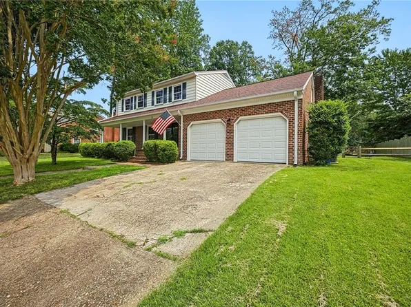 86 Knollwood Dr, Newport News, VA 23608