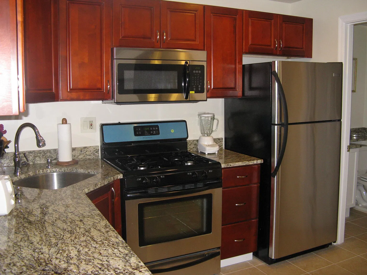 Studio, 474 sqft, $2,400 — Photo 4