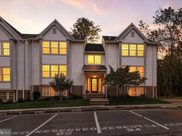 96 Whips Ln #15, Baltimore, MD 21236