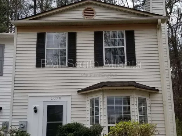 1070 Huntington Trce SE, Smyrna, GA 30082
