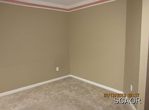 5th image of 130 Lea Ave