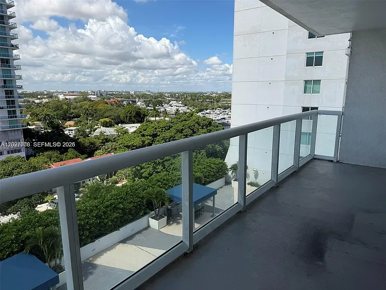 1871 NW South River Dr #1104 — Photo 3