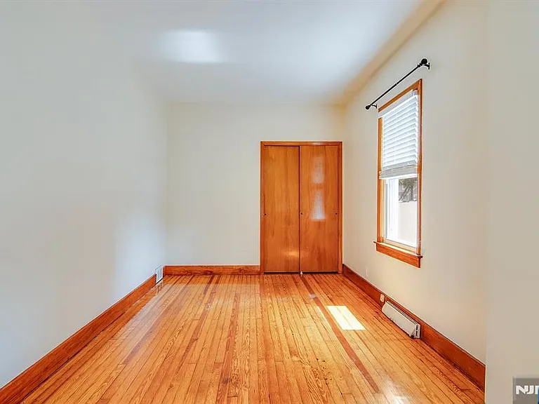 28 Cedar Grove Rd — Photo 12
