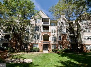 3003 Nicosh Cir UNIT 3106, Falls Church, VA