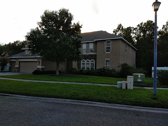 3rd image of 4119 Sherman Hills Pkwy W