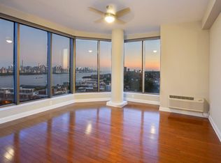 125 Gorge Rd #1205, Edgewater, NJ 07020