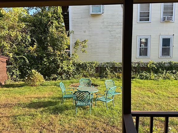 4th image of 97 Grove St Unit 1