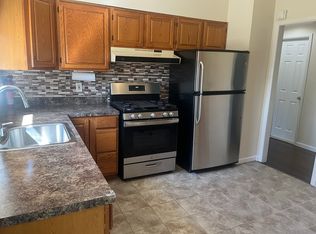 9 Chestnut Hill Dr, Toms River, NJ