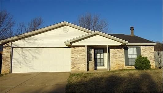 1st image of 2609 Driskill Dr