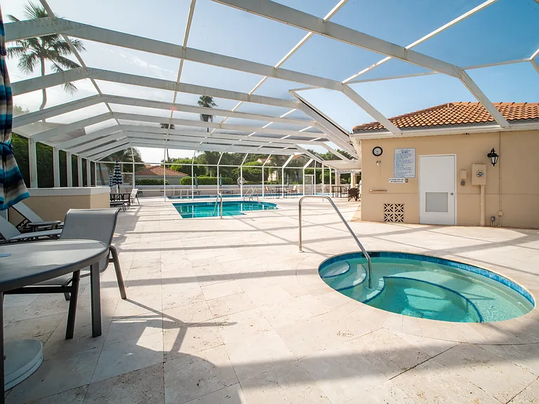 8415 Excalibur Cir #1-B-1 — Photo 10