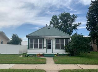 415 1st Ave W, Williston, ND 58801