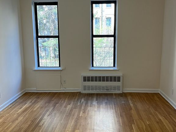 3rd image of 521 E 82nd St APT 1B