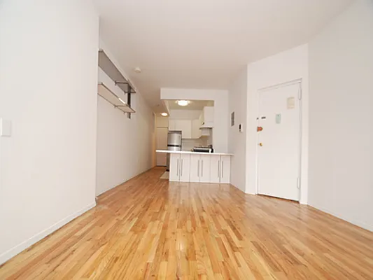 Rented by Buchbinder & Warren | media 26