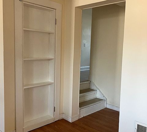 3rd image of 4501 S 48th St #2