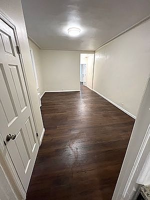 4th image of 217 Haven Ave #2A1