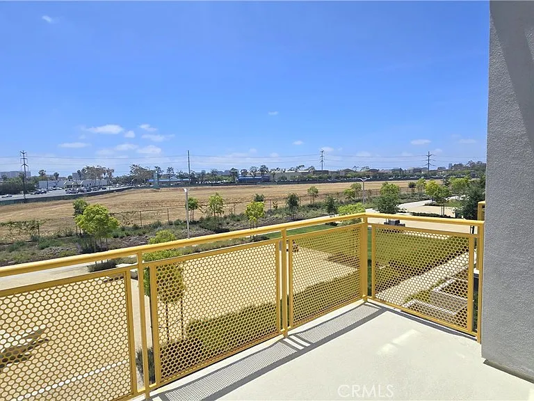2245 Skylar Pl — Photo 32