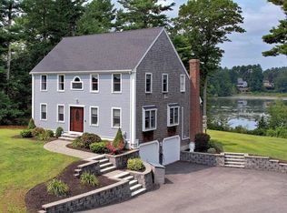 190 Lake Shore Dr, Duxbury, MA 02332