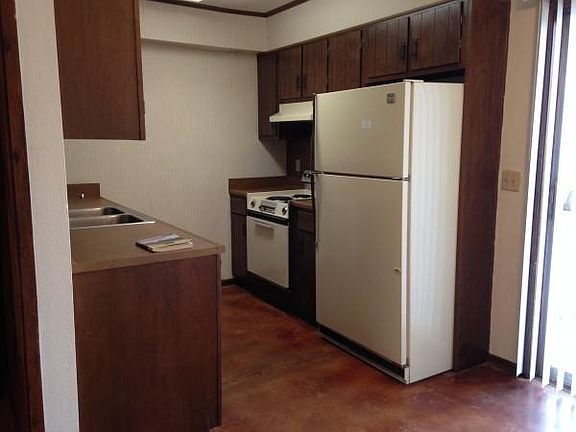 4th image of 704 W 8th Ave APT 17