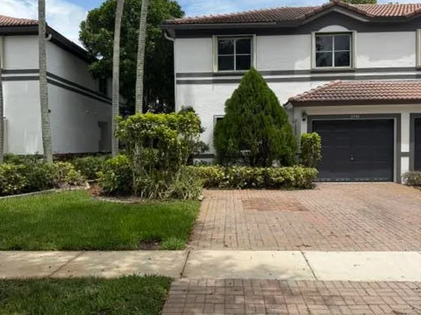 2440 NW 99th Way, Fort Lauderdale, FL 33322