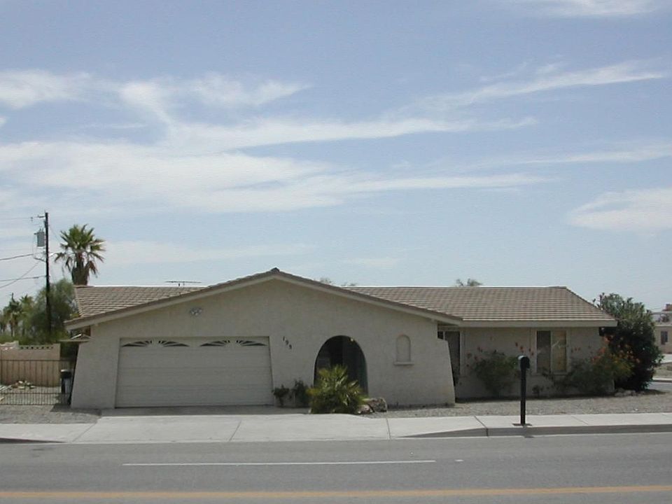 195 N. Acoma Blvd.
