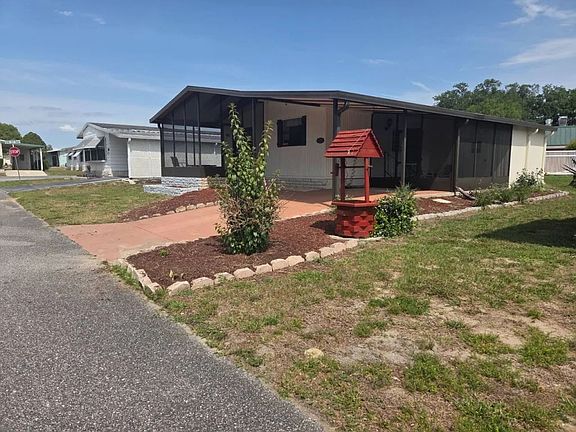 2nd image of 2757 SW 106th St #1008