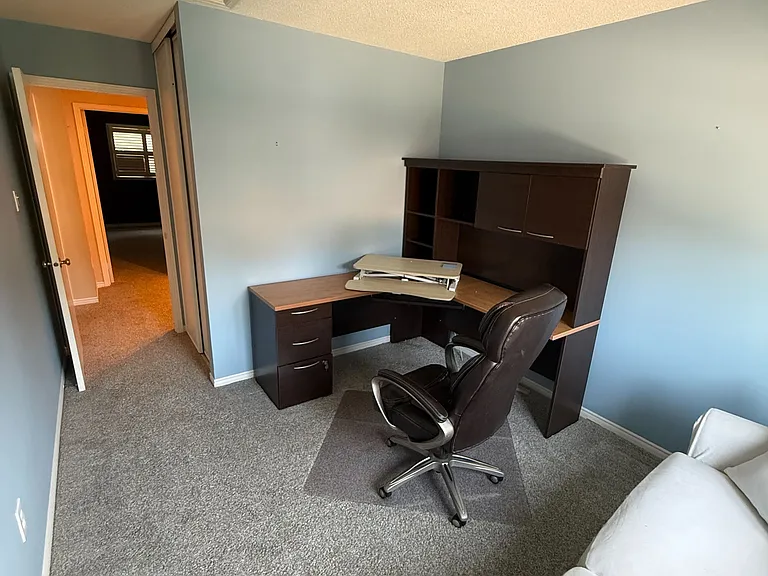 10 Bassett Blvd #115 — Photo 11