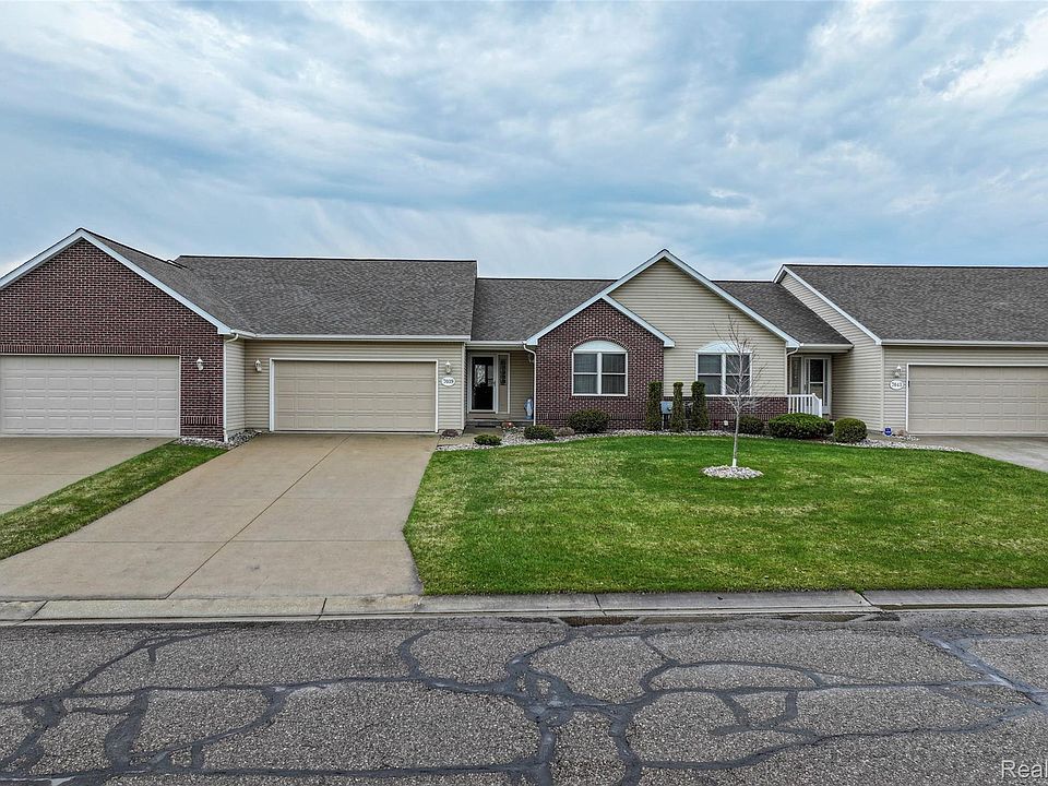1st image of 7039 Rosewood Dr