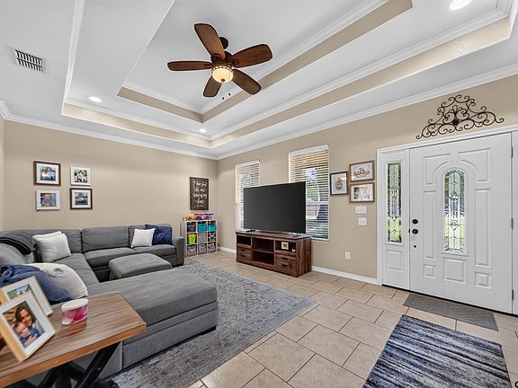 5th image of 19110 Pinedale Cir
