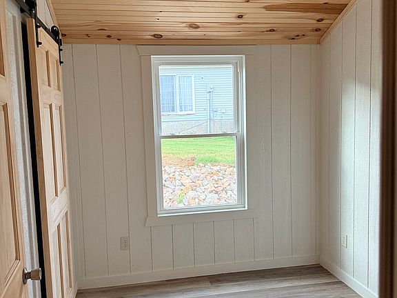 5th image of 186 Cottonwood Ln