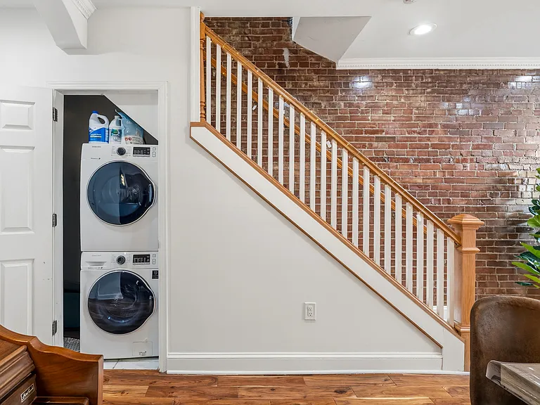 41 Florida Ave NW #A — Photo 36