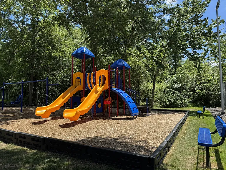 115 Chelsea Way — Photo 23