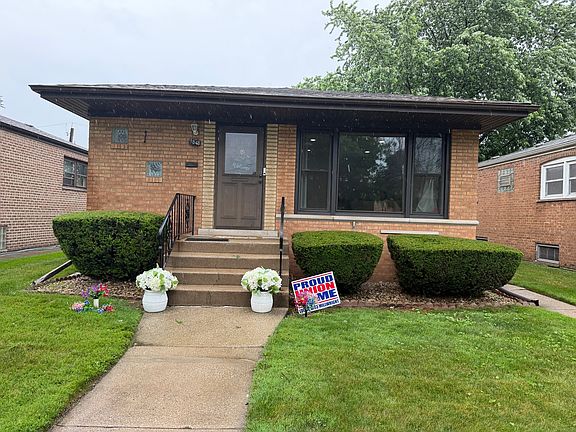 3rd image of 9848 S Muskegon Ave