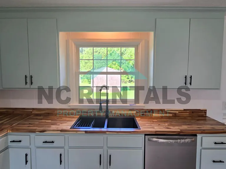 165 Hawkins Loop — Photo 6