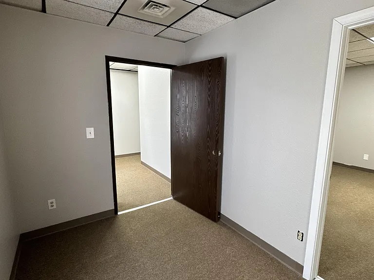 112 N University Rd #B — Photo 6