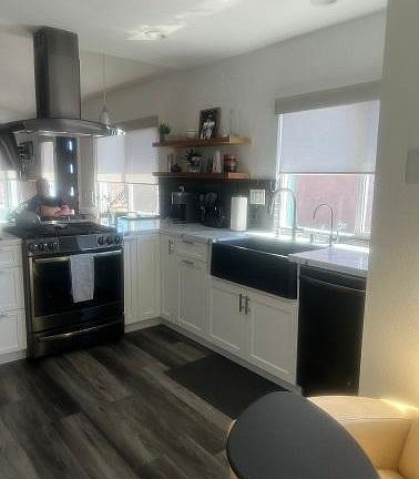 5th image of 10275 New Bedford Ct