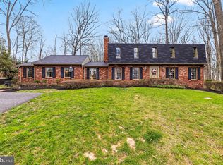 13701 Summer Hill Dr, Phoenix, MD 21131