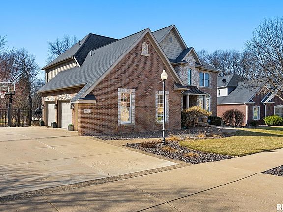 2nd image of 6531 N Greenwich Pl