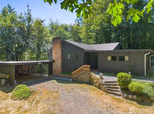 6825 280th Dr SE, Issaquah, WA 98027