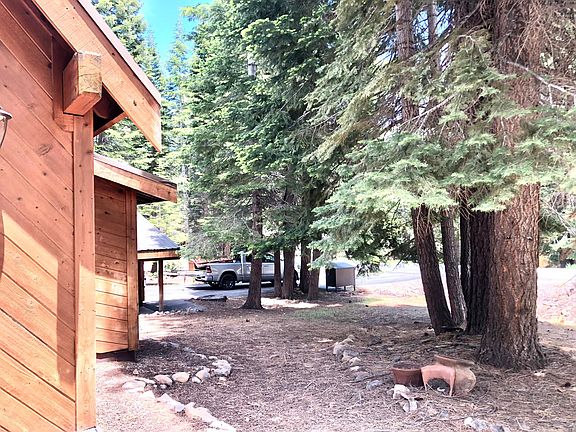 4th image of 12164 Greenleaf Way