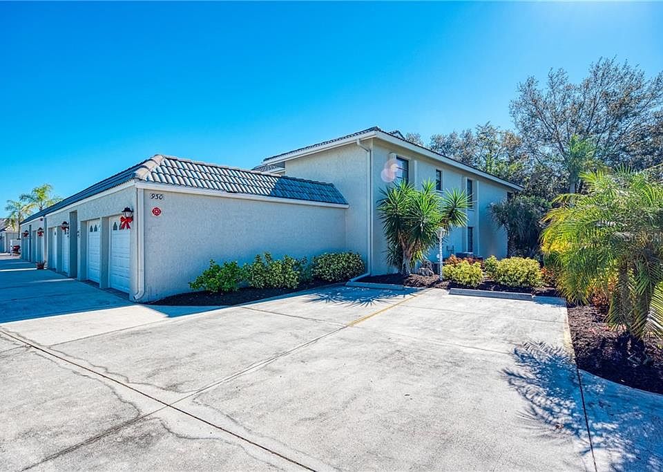 1st image of 930 Capri Isles Blvd APT 220