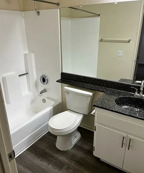 Summerwind Apartments — Photo 22