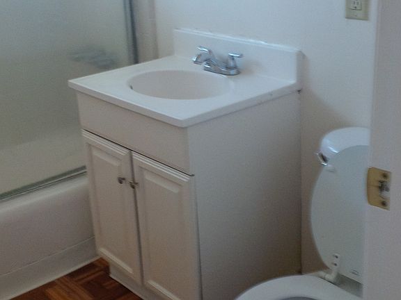 3rd image of 11710 S Budlong Ave APT 11