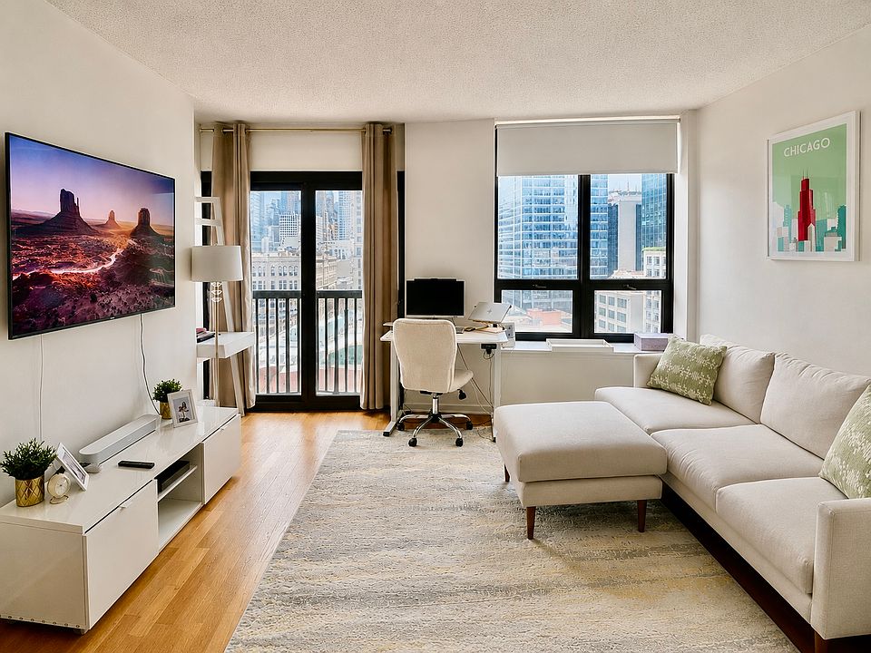 1st image of 400 N La Salle Dr APT 1303